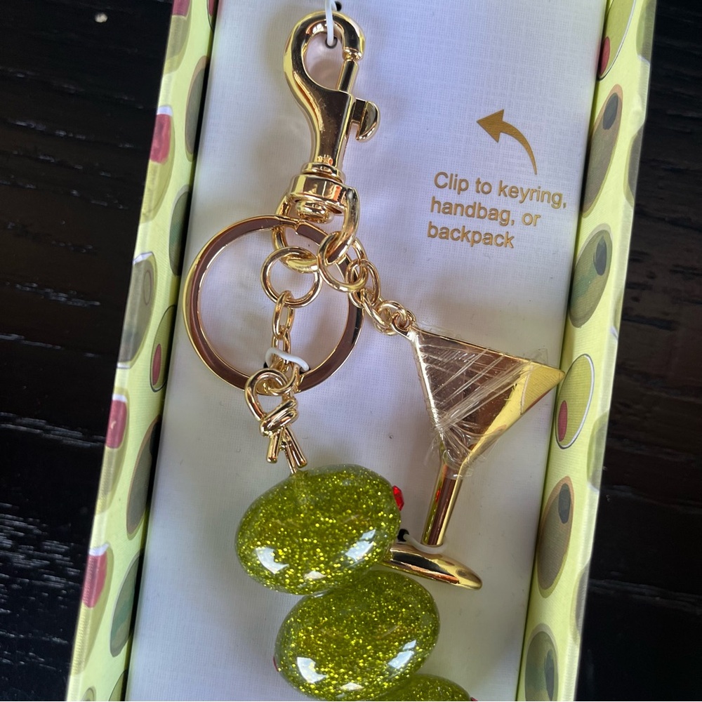 Piper K Olive & Martini Bag Charm & Key Chain Glass Stones New - Picture 3 of 6